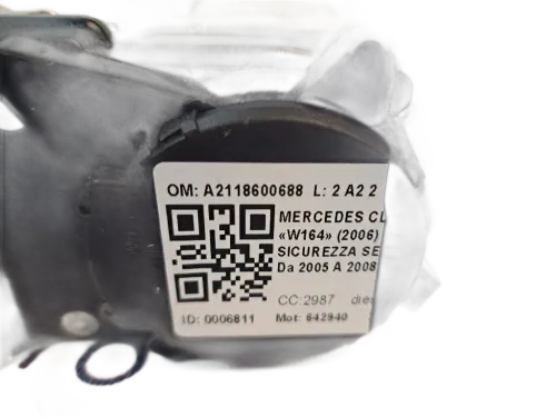Cintura di sicurezza anteriore destra MERCEDES ML W164 3° Serie