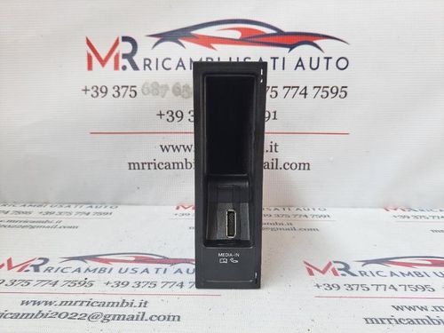 Presa AUX/USB VOLKSWAGEN Golf 7 Berlina (12>)