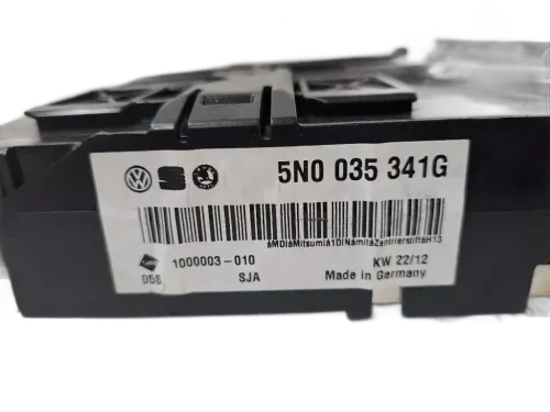 Presa AUX/USB VOLKSWAGEN Golf 7 Berlina (12>)