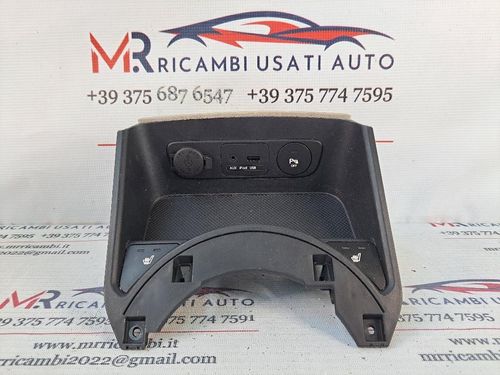 Presa AUX/USB KIA Sportage Serie (10>16)