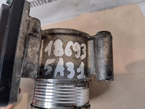 Corpo Farfallato VOLKSWAGEN Passat Berlina 5° Serie