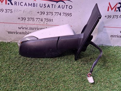 Specchietto Retrovisore Destro TOYOTA Yaris Serie (17>)
