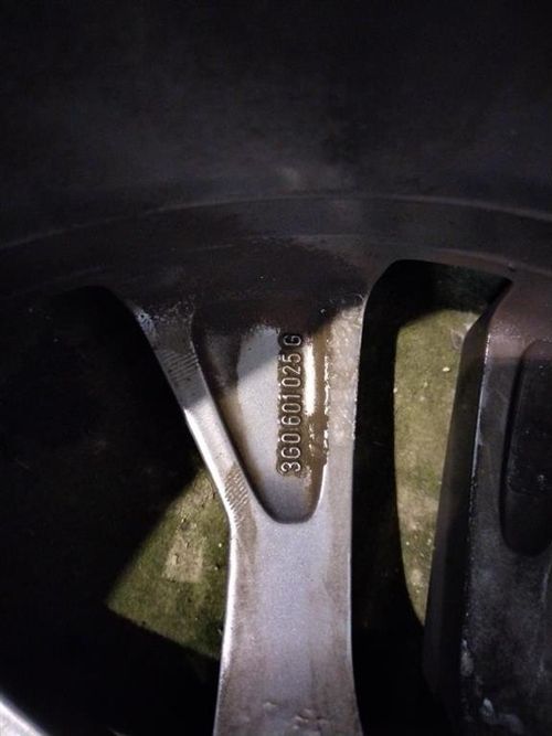 Cerchio in lega VOLKSWAGEN Passat Berlina 5° Serie