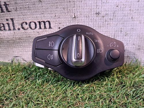 Centralina luci AUDI A5 Berlina Serie (8T3) (07>)
