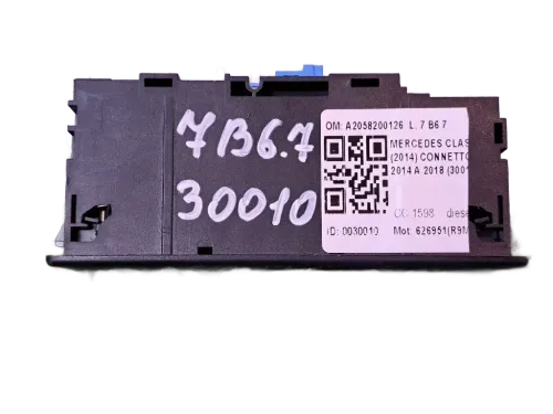 Presa AUX/USB MERCEDES Classe C (W205) (2013-)