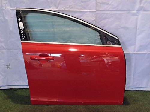 Portiera anteriore Destra VOLVO V40 Serie (16>)