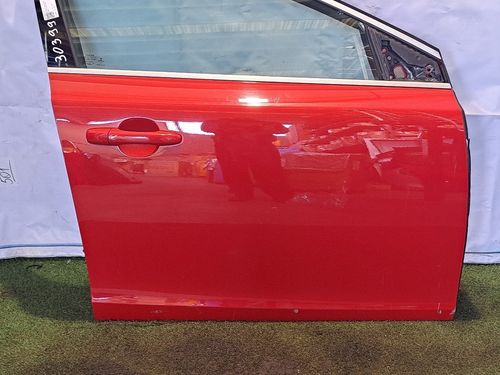 Portiera anteriore Destra VOLVO V40 Serie (16>)