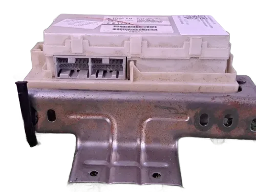 Centralina BCM MITSUBISHI L 200 4° Serie