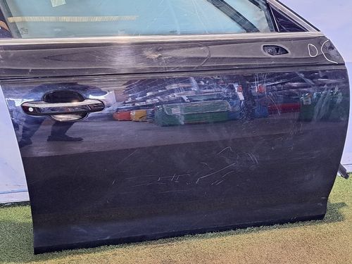 Portiera anteriore Destra AUDI A4 Avant (8W5) (15>)