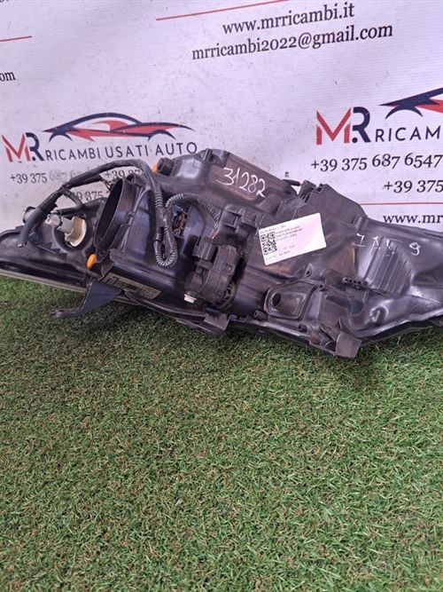 Faro anteriore Destro TOYOTA Auris 2° Serie