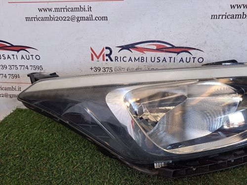 Faro anteriore Destro HYUNDAI i20 Serie (12>18)
