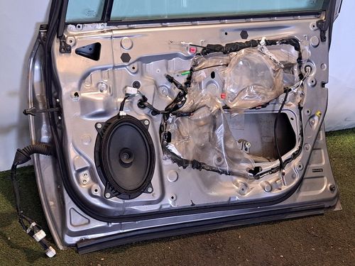 Portiera anteriore Destra TOYOTA Avensis Berlina 3° Serie