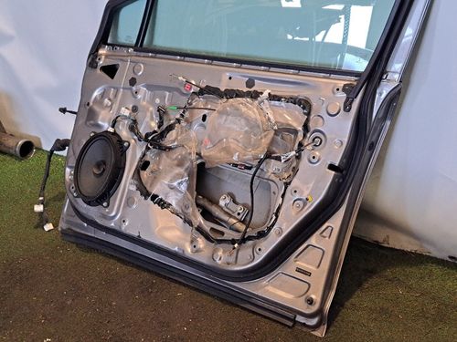 Portiera anteriore Destra TOYOTA Avensis Berlina 3° Serie