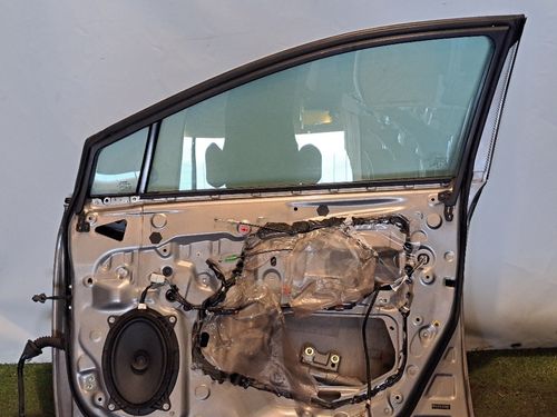 Portiera anteriore Destra TOYOTA Avensis Berlina 3° Serie