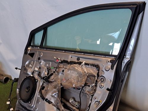Portiera anteriore Destra TOYOTA Avensis Berlina 3° Serie
