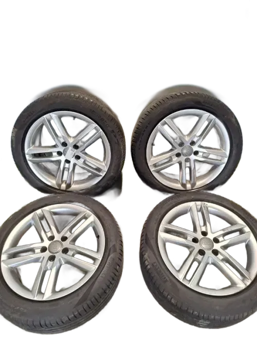 Cerchi completi di gomme (Gomme in omaggio) AUDI A6 Berlina Serie C7 (4GC) (11>)