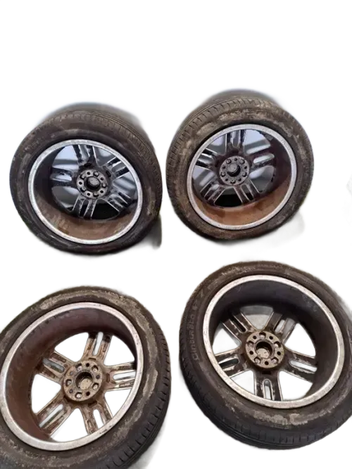 Cerchi completi di gomme (Gomme in omaggio) AUDI A6 Berlina Serie C7 (4GC) (11>)