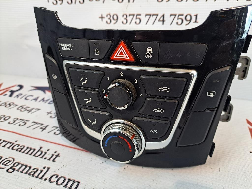 Comandi Clima HYUNDAI i30 Serie (12>18)