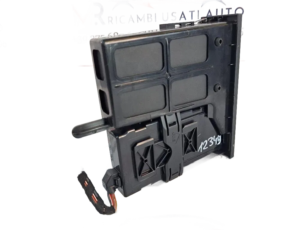 Presa AUX/USB VOLKSWAGEN Eos Serie (1F7) (06>10)