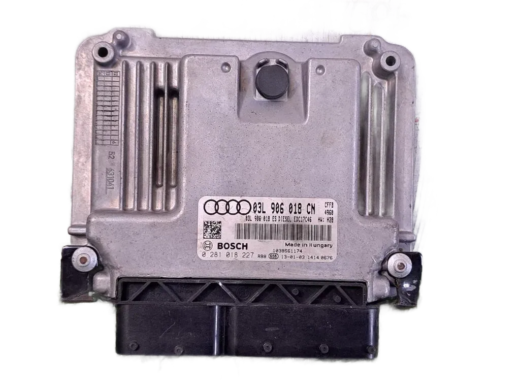 Centralina motore AUDI Q3 Serie (8UB) (11>14)
