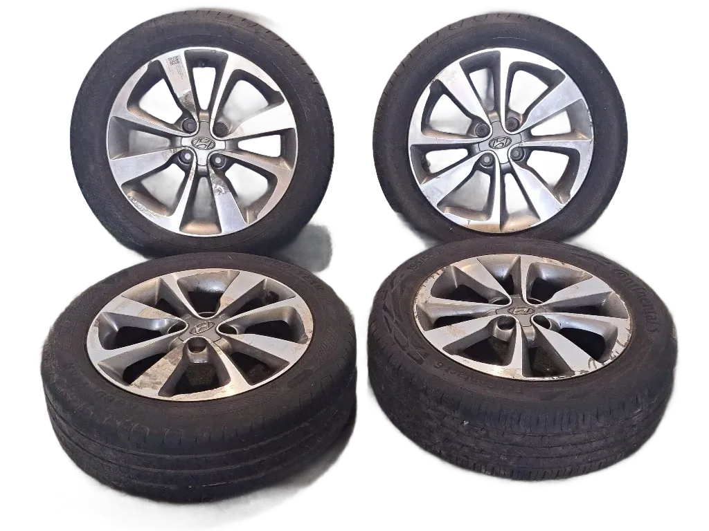 Cerchi completi di gomme (Gomme in omaggio) HYUNDAI i20 Serie (12>18)