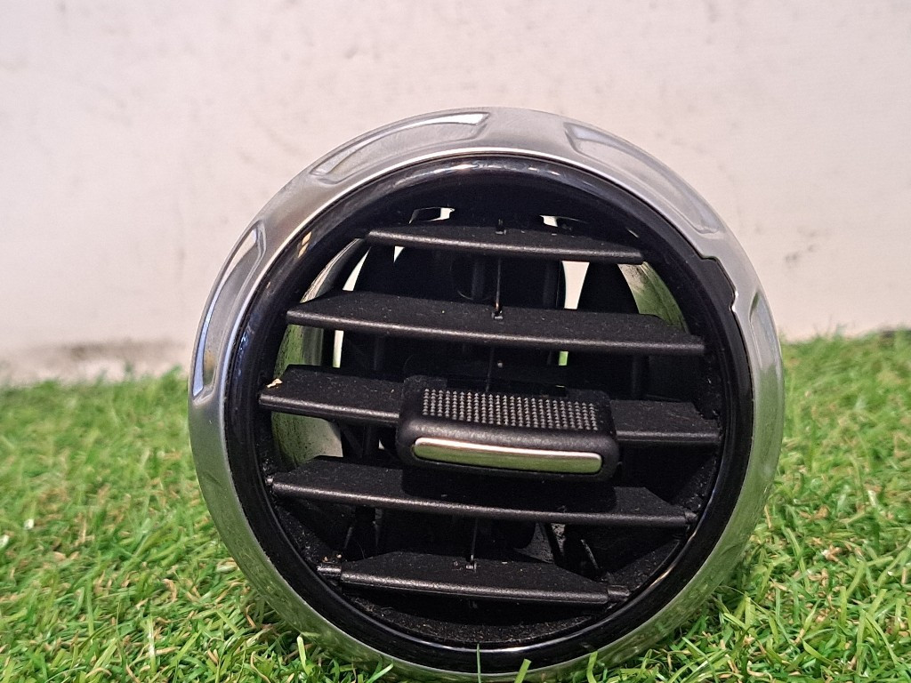 Bocchetta aria cruscotto SX AUDI TT Cabrio Serie (8J3) (06>14)