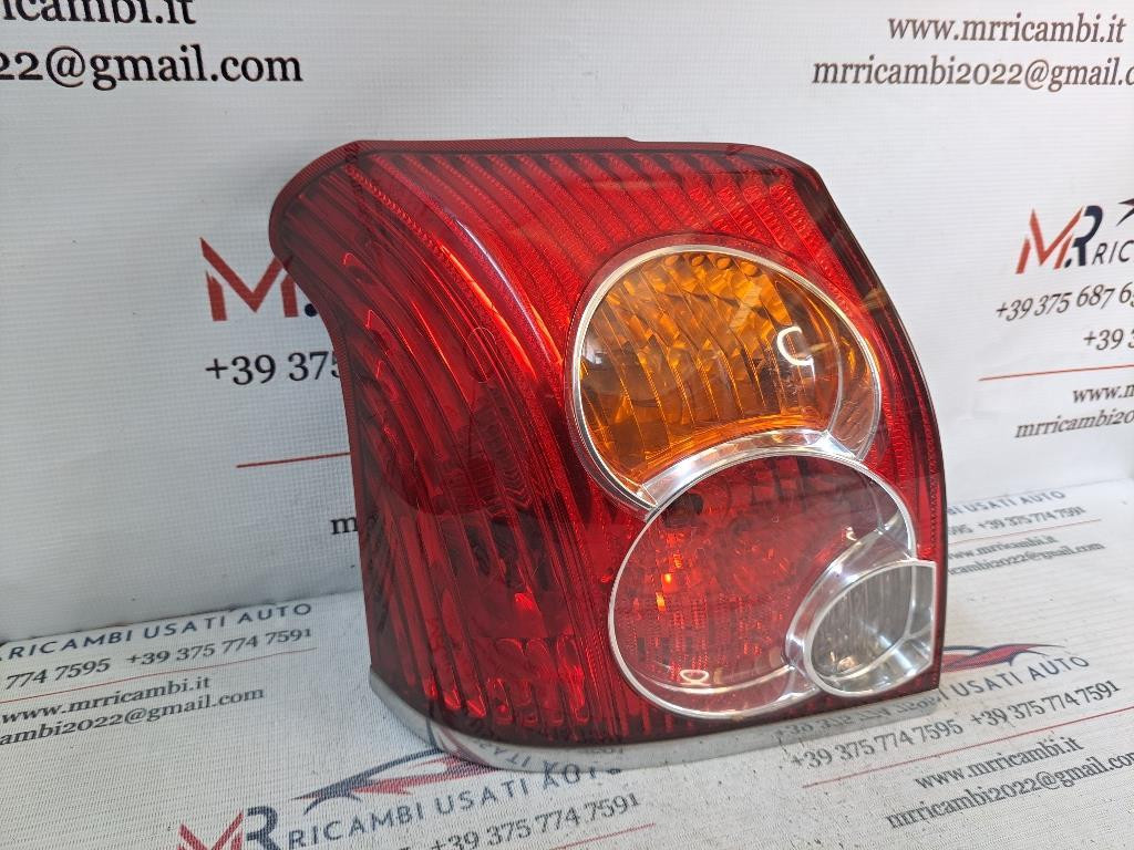 Stop fanale Posteriore Sinistro TOYOTA Avensis Berlina 2° Serie