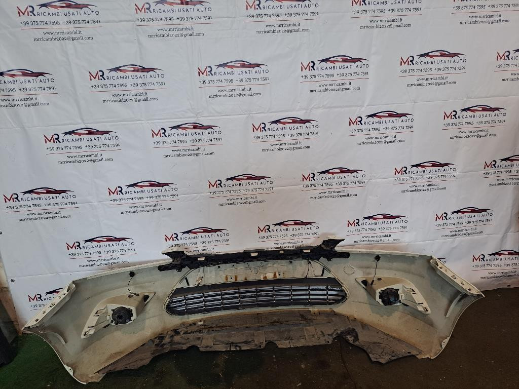 Paraurti Anteriore Completo FORD Focus Berlina 4° Serie
