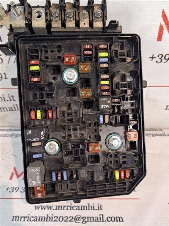 box contenitore porta fusibili OPEL Astra Sport Tourer