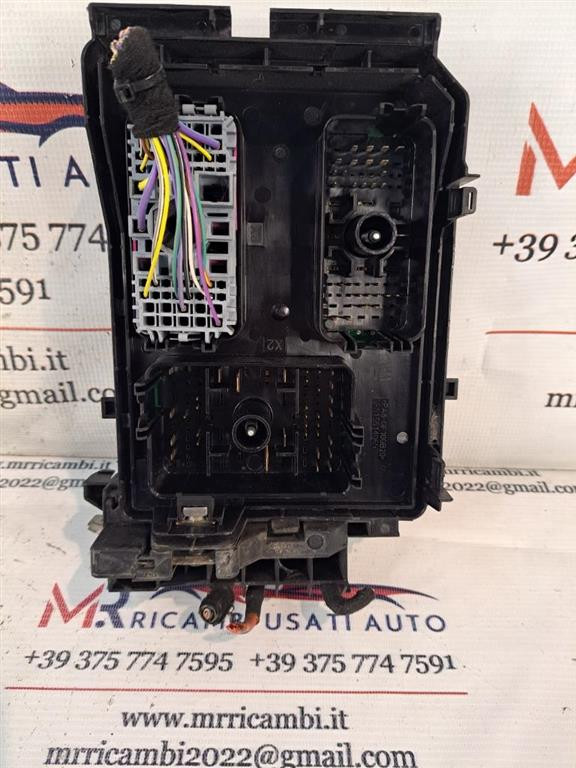 box contenitore porta fusibili OPEL Astra Sport Tourer