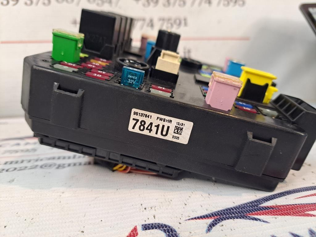 box contenitore porta fusibili OPEL Antara Serie