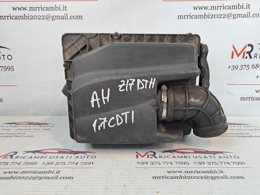 box contenitore porta fusibili OPEL Astra H Berlina