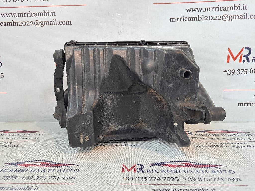 box contenitore porta fusibili OPEL Astra H Berlina