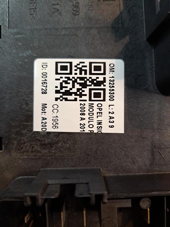 box contenitore porta fusibili OPEL Insignia Berlina