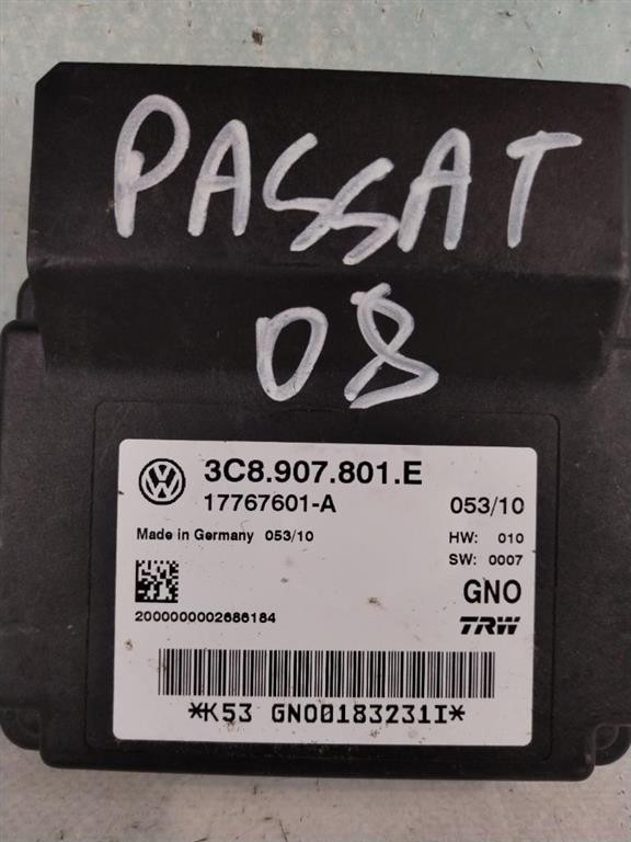 Centralina freno stazionamento VOLKSWAGEN Passat Variant 4° Serie