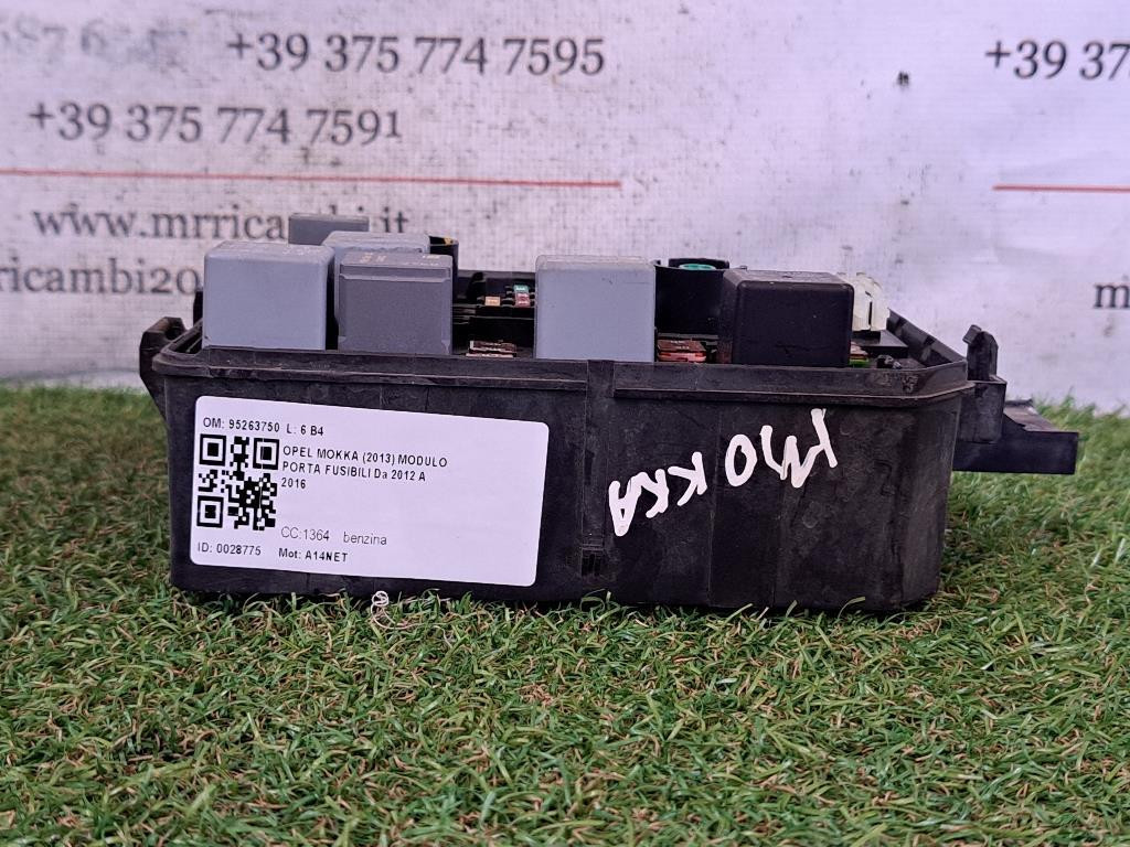 box contenitore porta fusibili OPEL Mokka 1° Serie