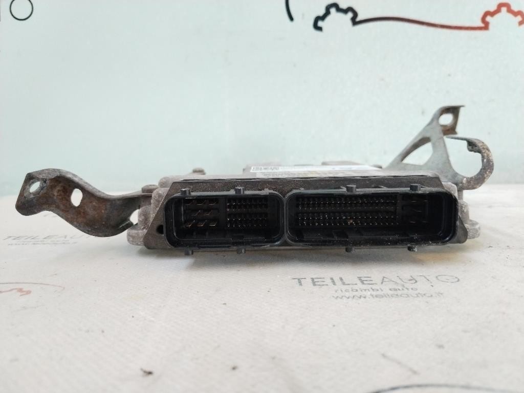 Centralina ECU TOYOTA Auris 2° Serie