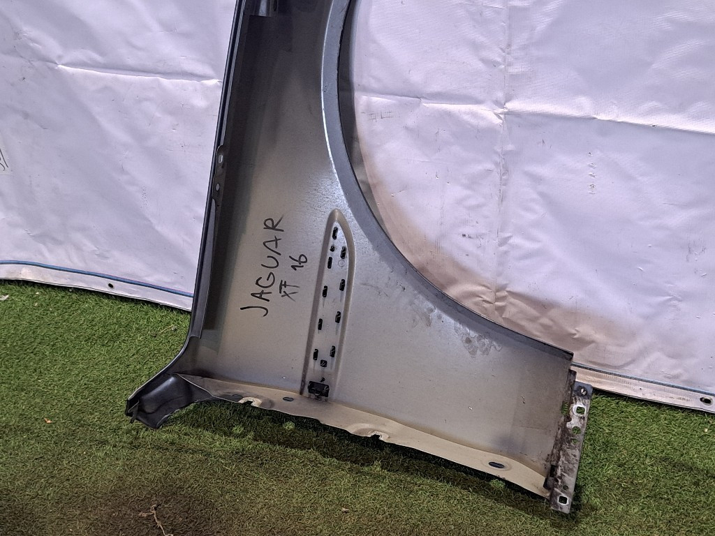 Parafango Anteriore Sinistro JAGUAR XE Serie (X760) (15>)