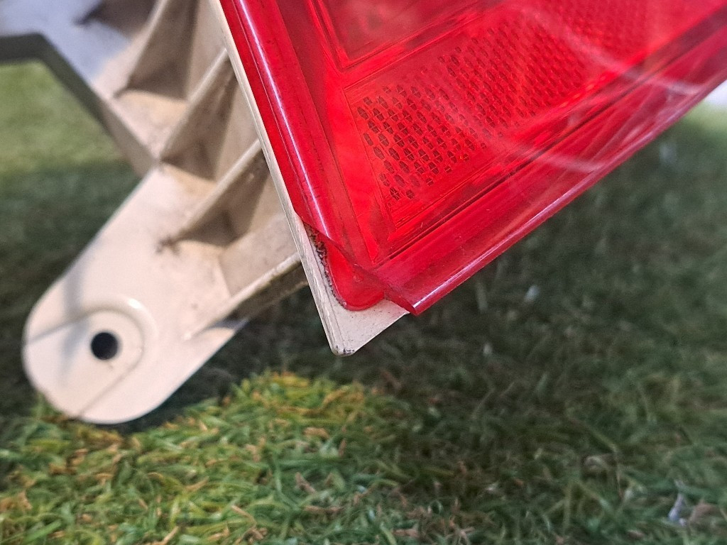 Stop fanale posteriore a LED Destro JAGUAR XE Serie (X760) (15>)