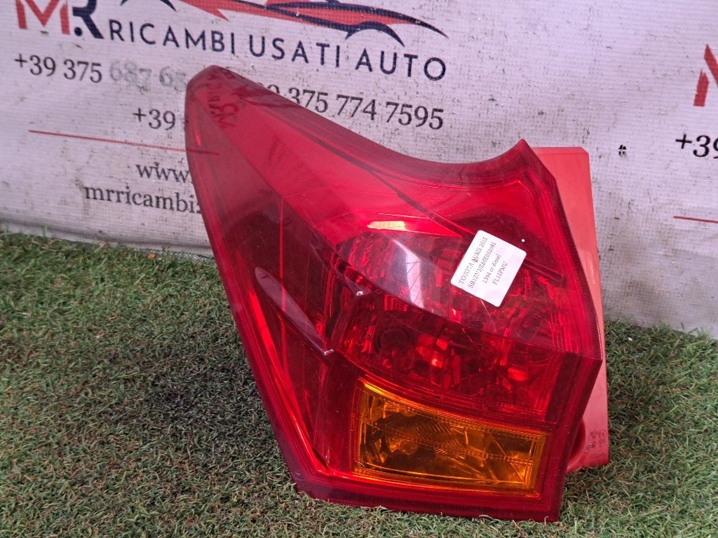 Stop fanale Posteriore Sinistro TOYOTA Auris Station Wagon (E180) (13>18)