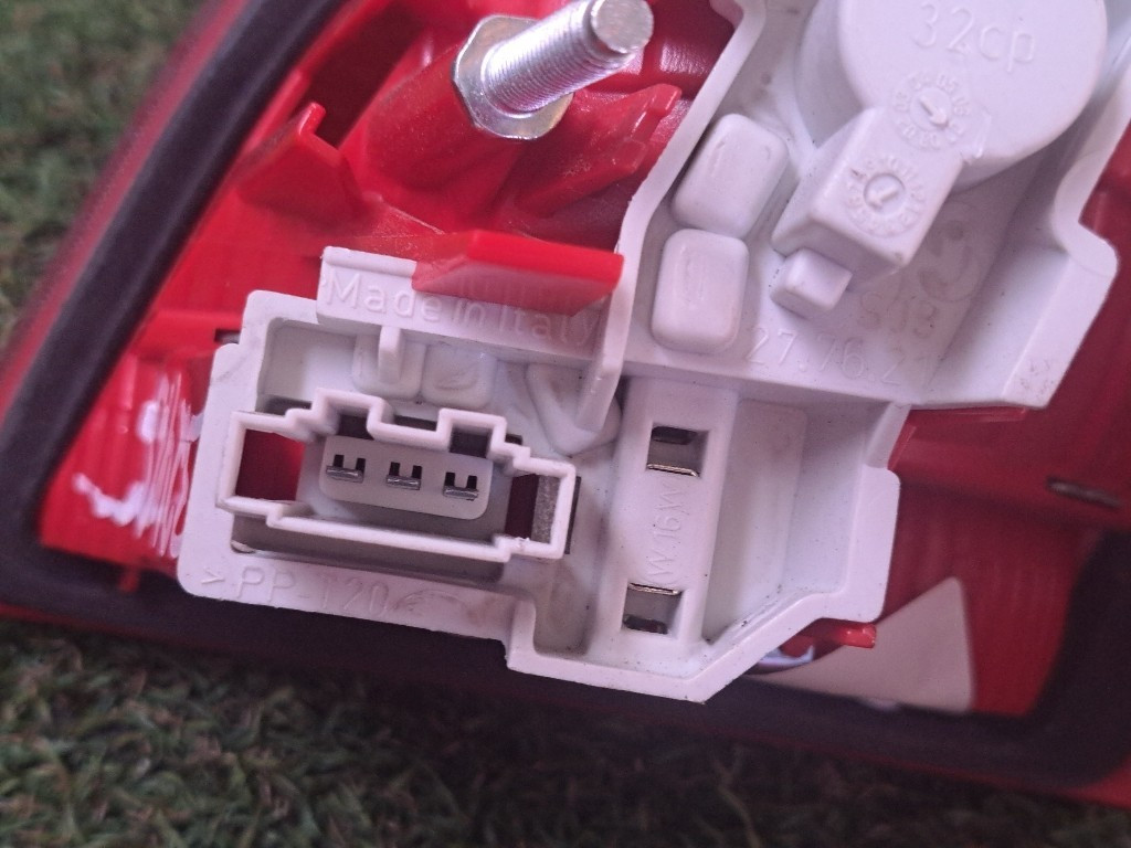 Stop fanale Posteriore Sinistro AUDI A3 Serie (8P1) (08>12)
