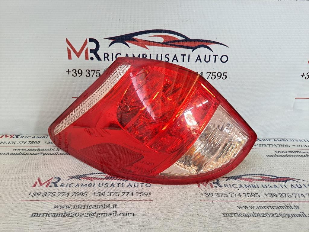 Stop fanale Posteriore Sinistro TOYOTA Rav4 4° Serie