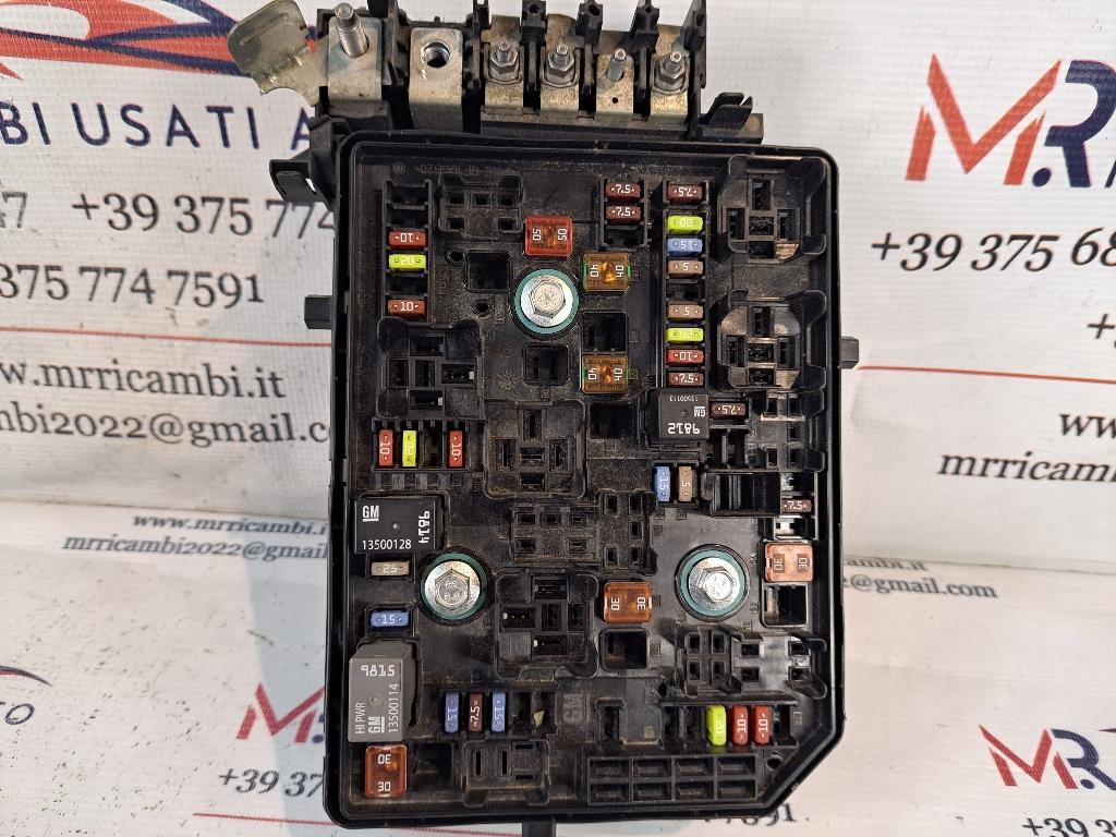 box contenitore porta fusibili OPEL Astra Sport Tourer