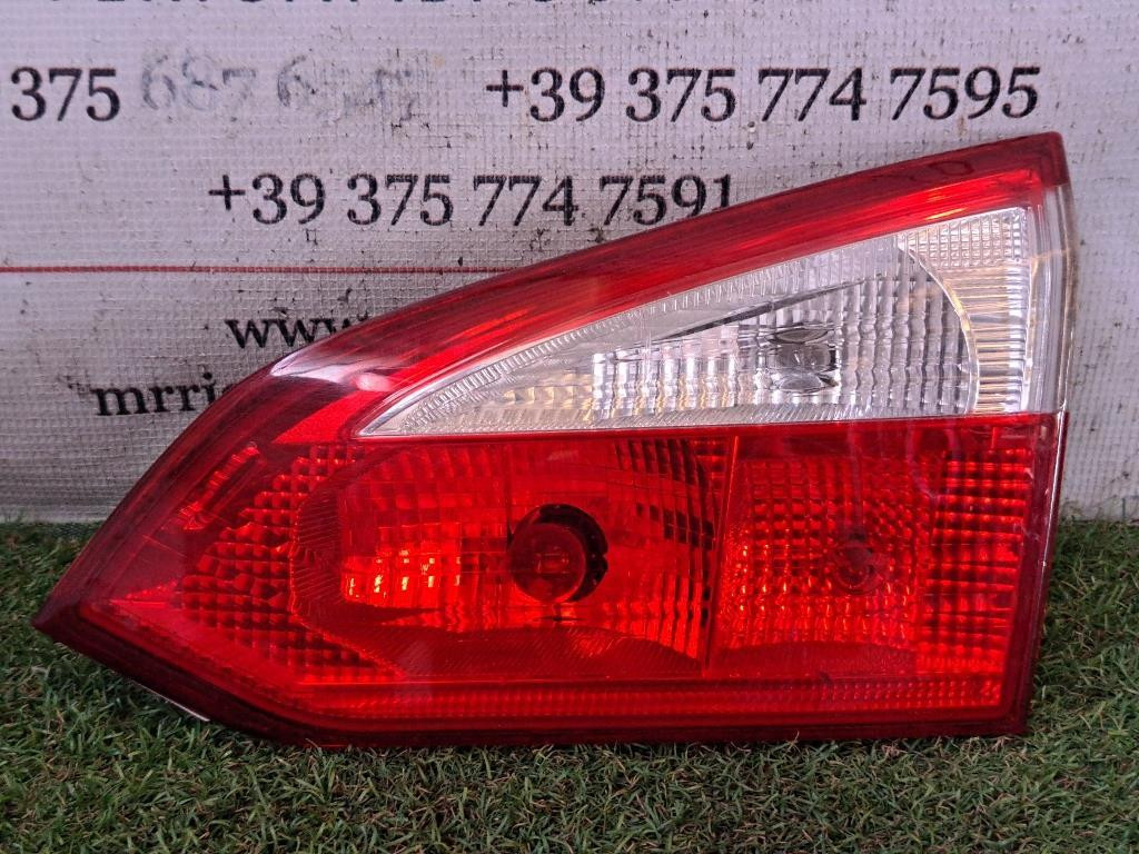 Stop Posteriore Destro Integrato nel Portello FORD Focus S. Wagon 5° Serie