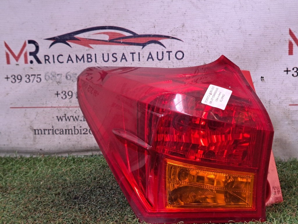 Stop fanale Posteriore Sinistro TOYOTA Auris Station Wagon (E180) (13>18)